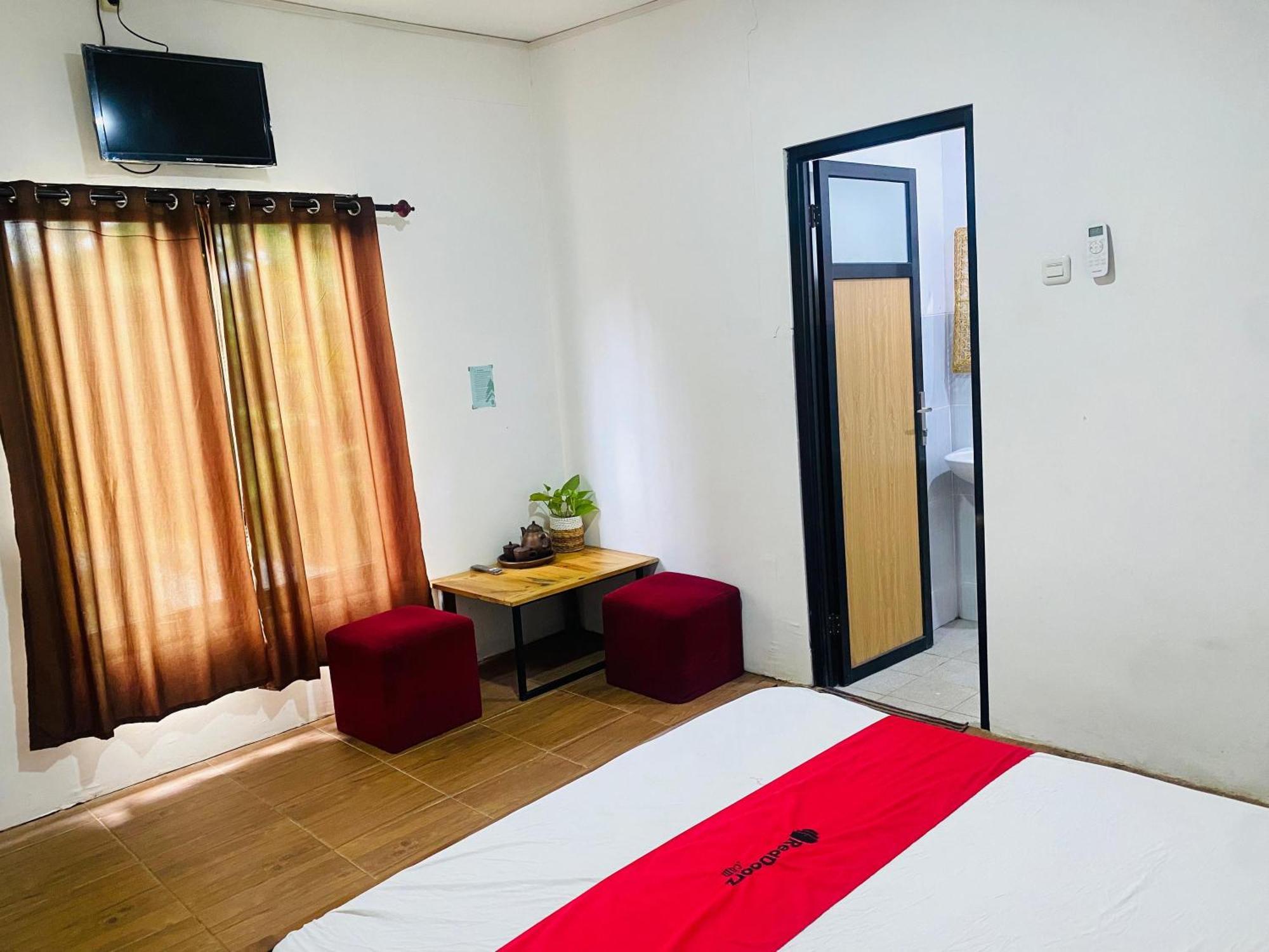 Reddoorz Syariah Near Wisata Durensewu Pandaan Jetak ภายนอก รูปภาพ
