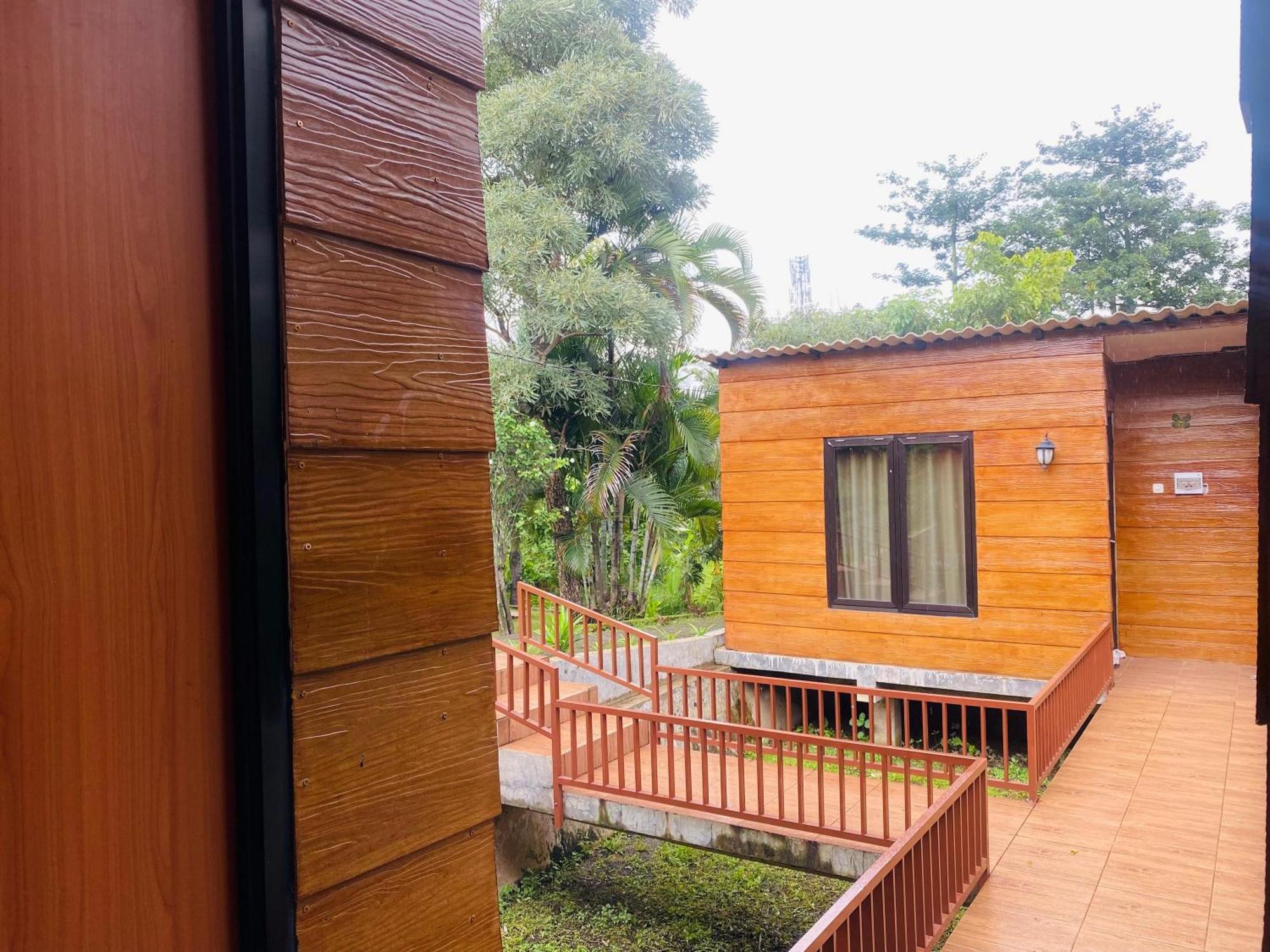 Reddoorz Syariah Near Wisata Durensewu Pandaan Jetak ภายนอก รูปภาพ